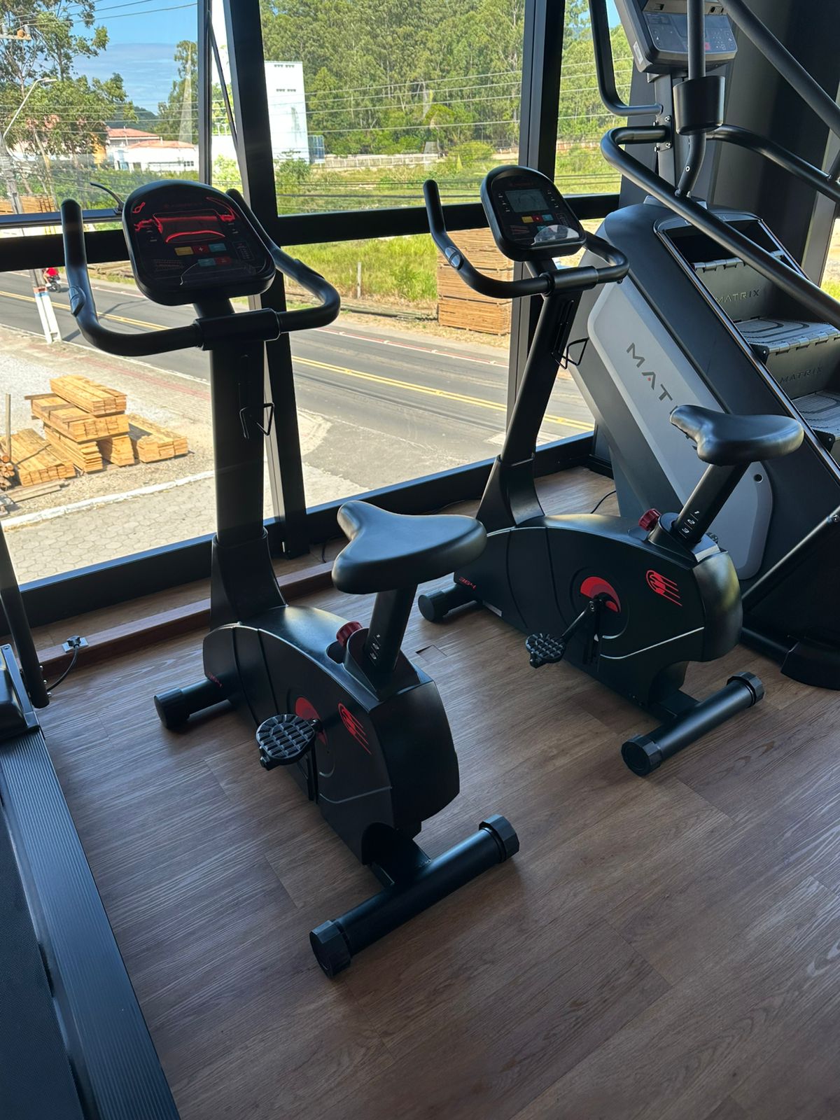 2x BIKE EMBREEX